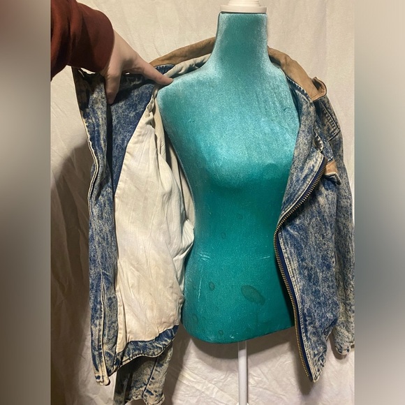 Anchor blue: vintage acid wash denim jacket - Picture 3 of 5